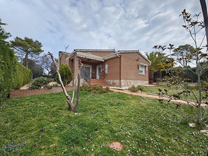 Casa de 3 habitaciones en venta en Castilla La Mancha, Guadalajara