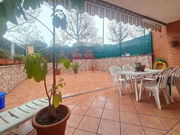 Casa en venta de 5 habitaciones en Loranca, Fuenlabrada