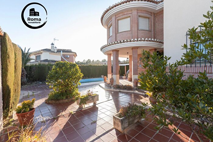 Casa en venta de 4 habitaciones: Albolote, Granada