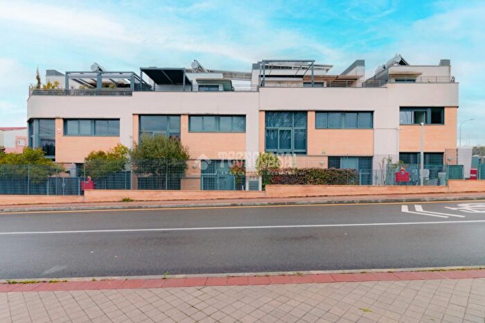 Piso en venta de 2 habitaciones en San Blas, Rejas