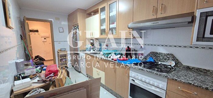 Casas en venta y pisos alquiler - 2
