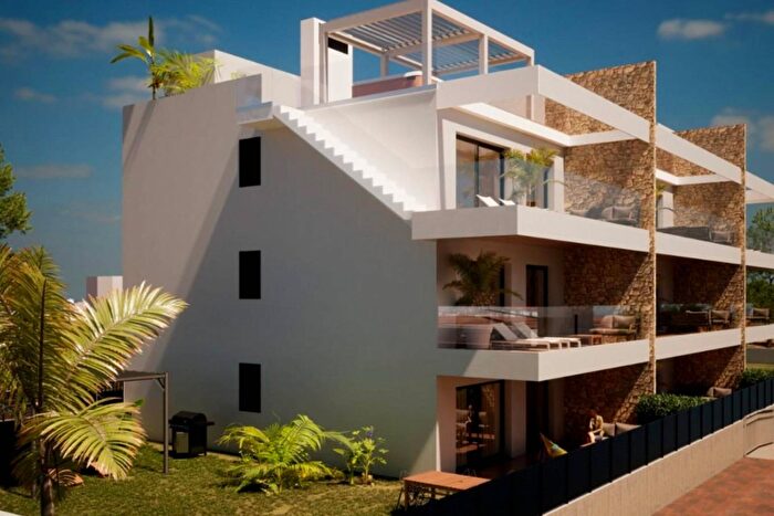 Piso de 2 habitaciones en venta en Comunitat Valenciana, Alicante