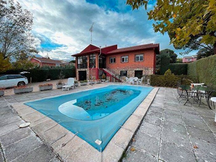 Comunidad de Madrid, Madrid: Casa en venta de 4 habitaciones