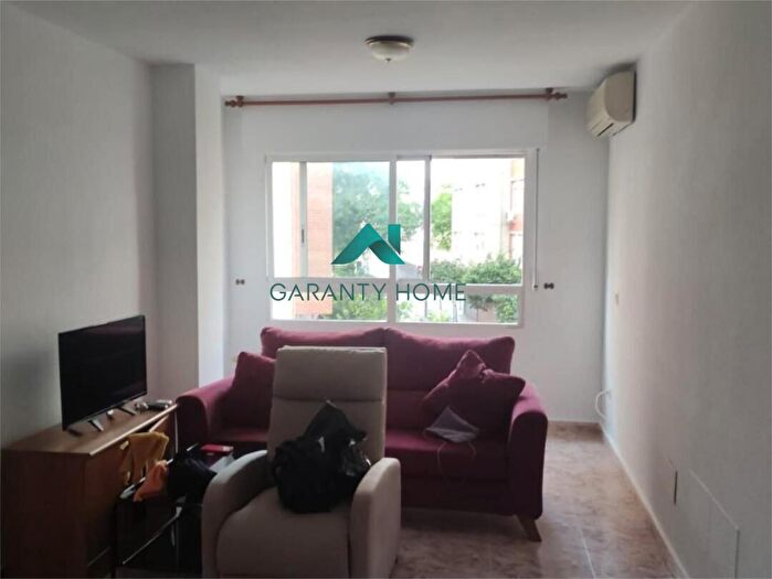 Piso en venta de 2 habitaciones en Sur, Infante Juan Manuel