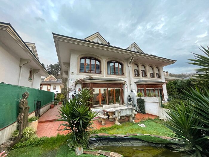 Casa en venta de 5 habitaciones: Galdakao, Bizkaia