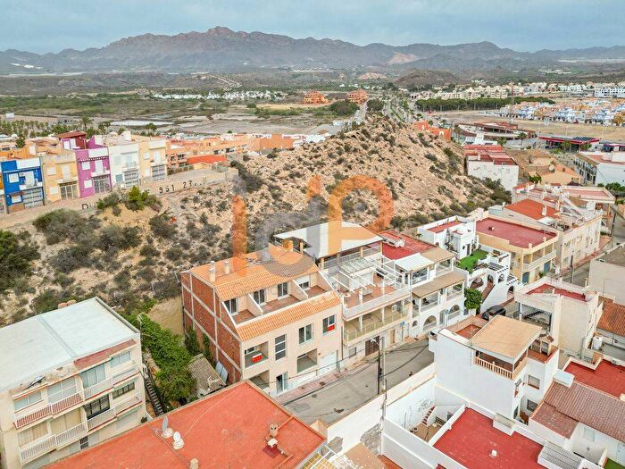 Piso en venta de 3 habitaciones en Andalucía, Almería