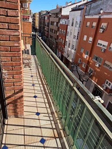 Piso en venta de 4 habitaciones en La Estación, Badajoz Capital