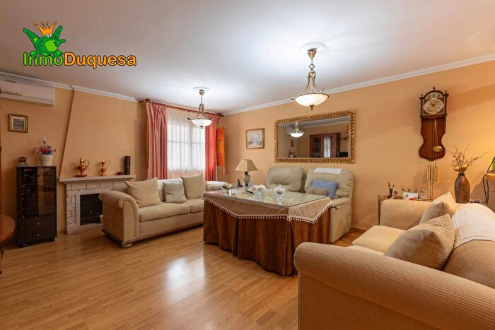 Casa en venta de 8 habitaciones en Andalucía, Granada
