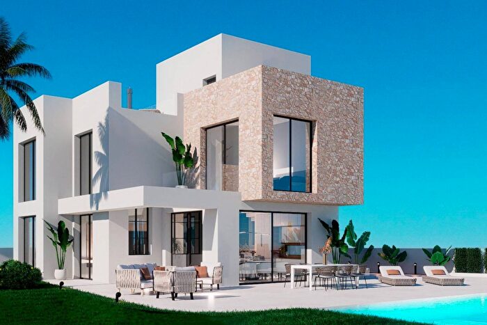 Casa en venta de 3 habitaciones en Comunitat Valenciana, Alicante