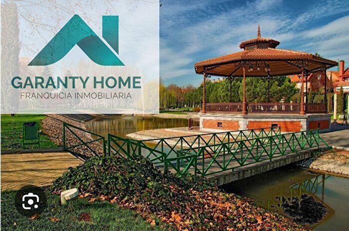 Casa en venta de 4 habitaciones, Pueblo, Pozuelo de Alarcón