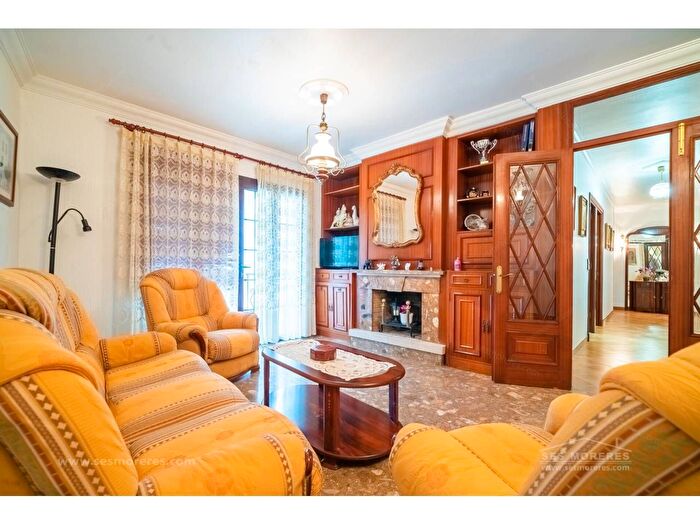 Casas en venta y pisos alquiler - 3