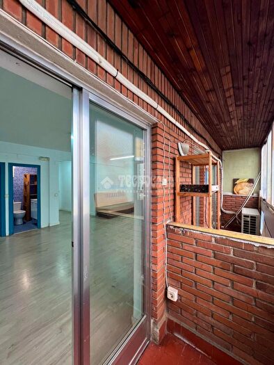 Casas en venta y pisos alquiler - 3