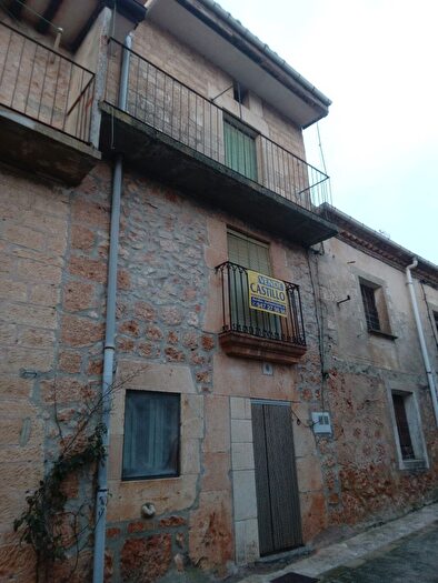 Casa en venta de 4 habitaciones: Mecerreyes, Burgos