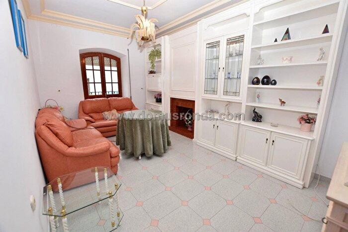 Casa de 3 habitaciones en venta en Andalucía, Málaga