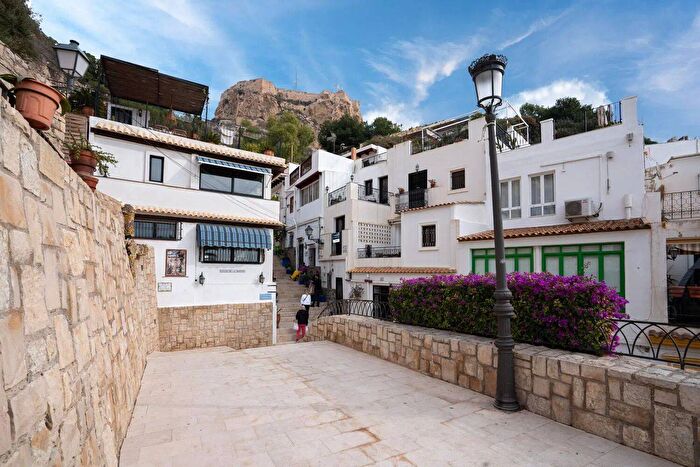 Casas en venta y pisos alquiler - 2