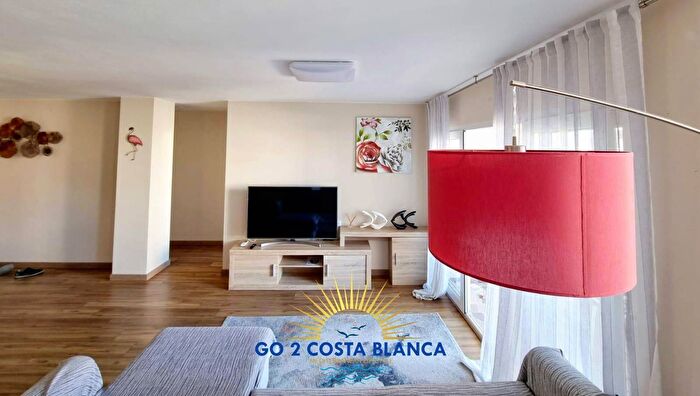 Piso en venta de 3 habitaciones en Comunitat Valenciana, Alicante