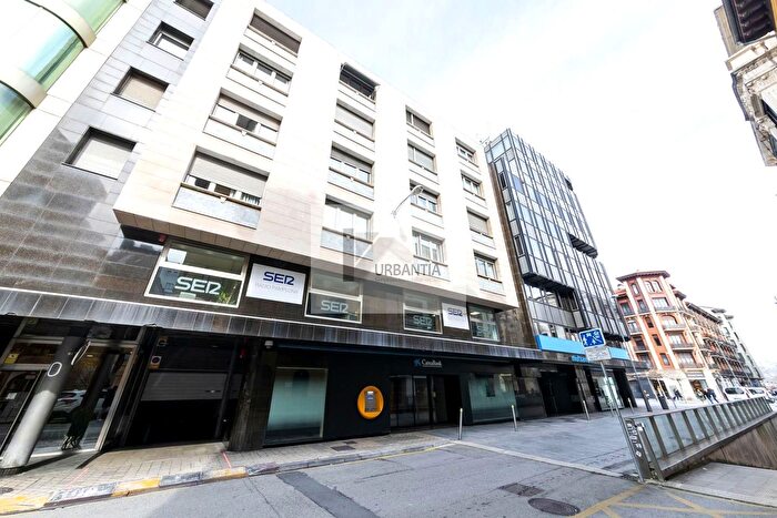 Casas en venta y pisos alquiler - 2