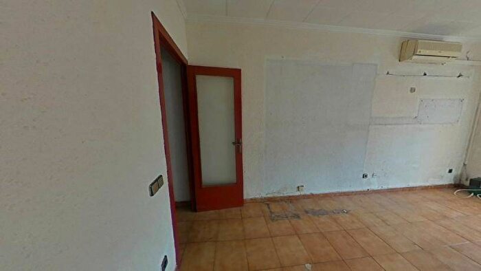 Piso en venta de 3 habitaciones en Cataluña, Barcelona