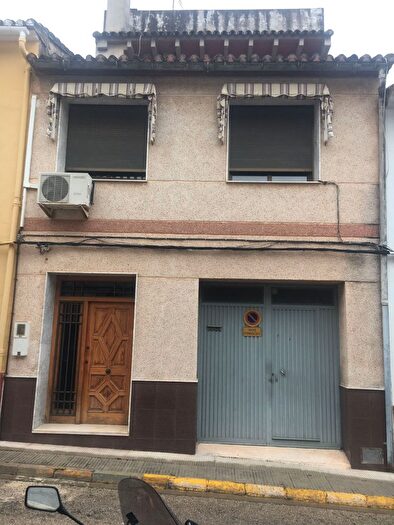 Casa de 4 habitaciones en venta en Villalonga, Valencia