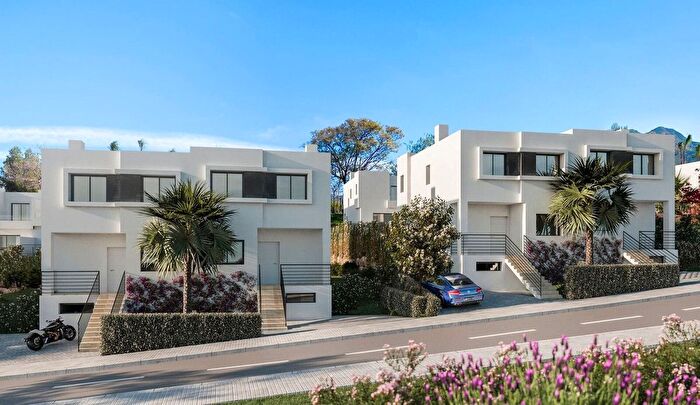 Casa en venta de 4 habitaciones, Pinos de Alhaurín, Alhaurín de la Torre