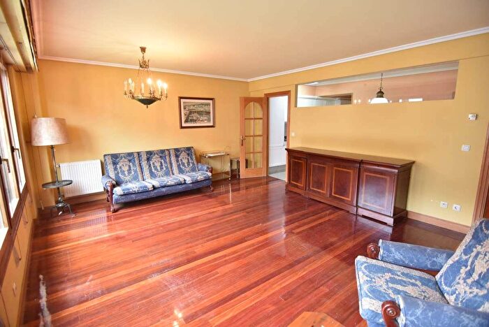 Casas en venta y pisos alquiler - 2