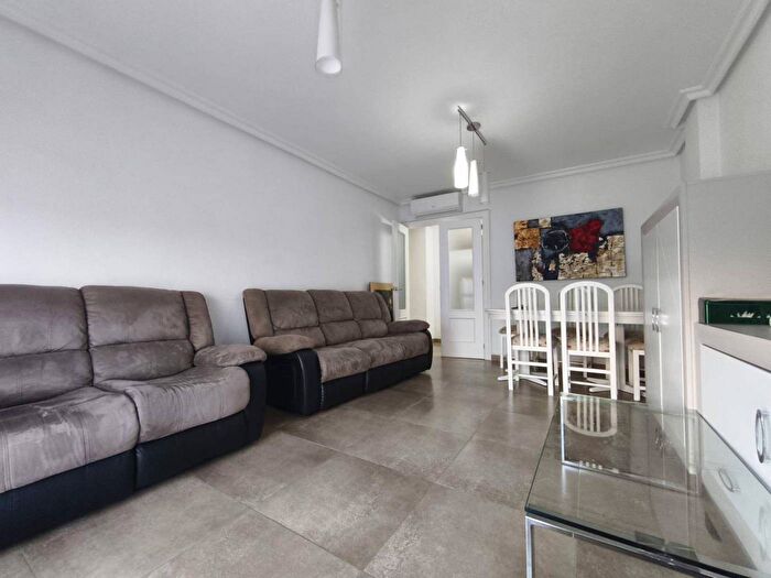 Piso en venta de 3 habitaciones, Andalucía, Almería