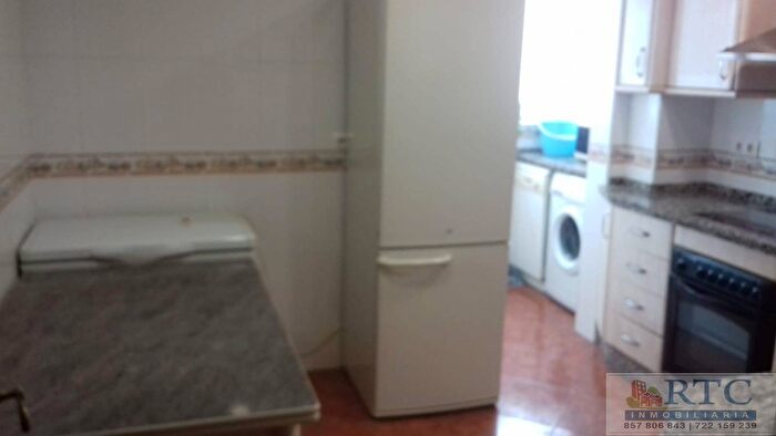 Piso en venta de 3 habitaciones en Andalucía, Córdoba