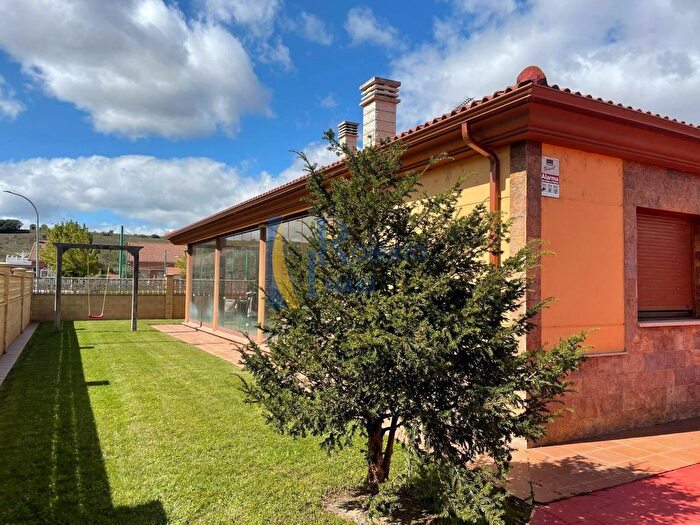 Casa en venta de 3 habitaciones, Castilla y León, León