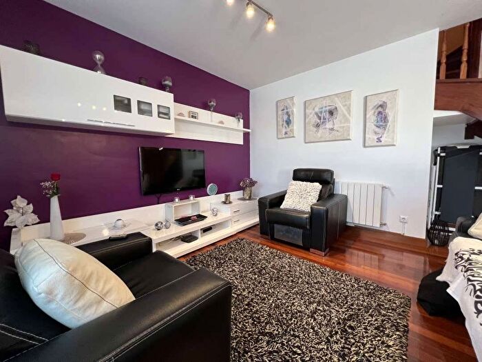 Casas en venta y pisos alquiler - 2