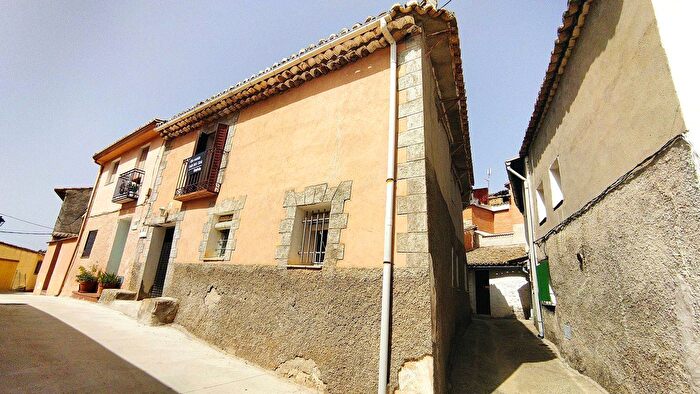 Casa de 4 habitaciones en venta en Castilla La Mancha, Guadalajara