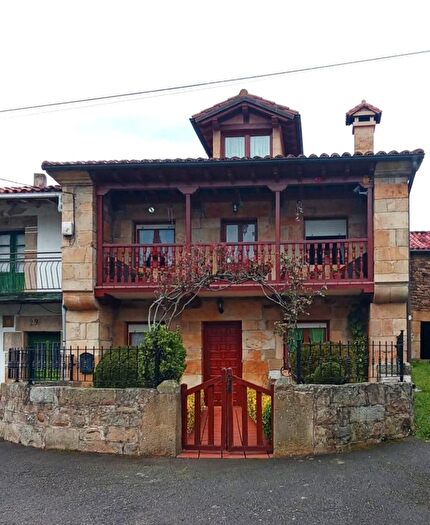 Casa en venta de 4 habitaciones en Luena, Cantabria