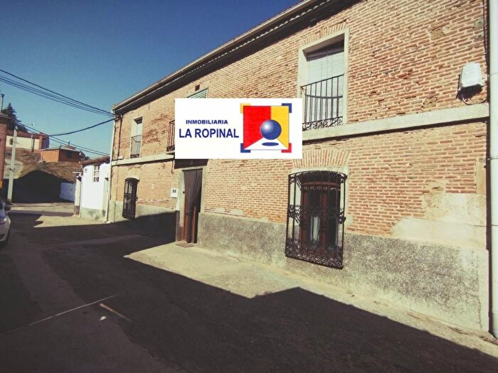 Casa en venta de 4 habitaciones, Castilla y León, Zamora