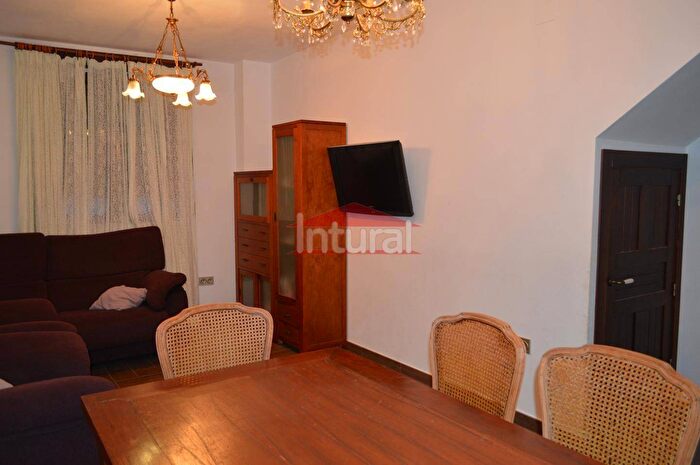 Casa en venta de 3 habitaciones: Castilla La Mancha, Albacete