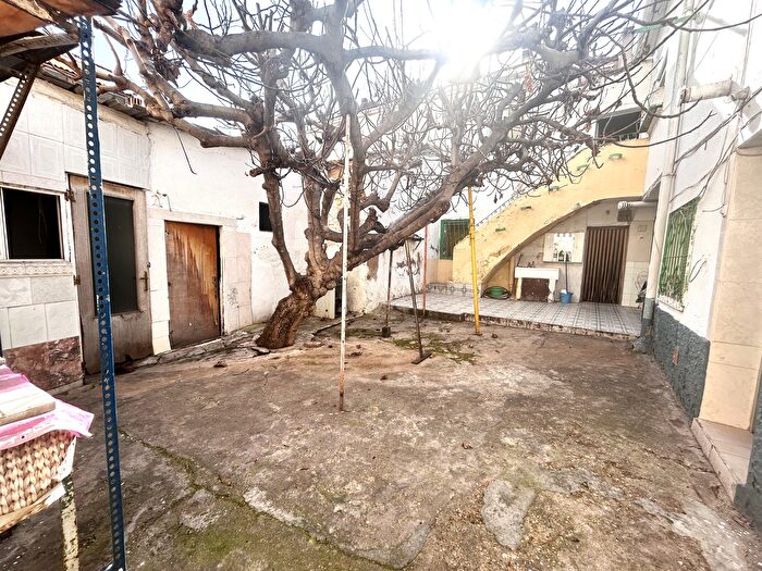 Casa en venta de 8 habitaciones, Velilla de San Antonio, Madrid