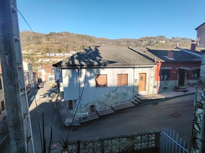 Casa en venta de 2 habitaciones: Principado de Asturias, Asturias