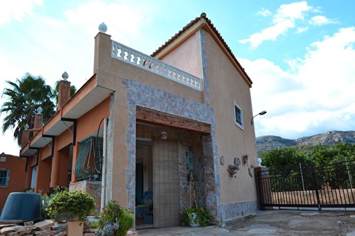 Casa en venta de 3 habitaciones: Urbanitzacions i Pedanies Sud, Alzira