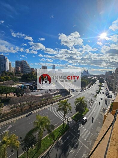 Piso en venta de 3 habitaciones en Quatre Carreres, MontOlivet