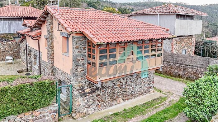 Casa en venta de 3 habitaciones: Principado de Asturias, Asturias