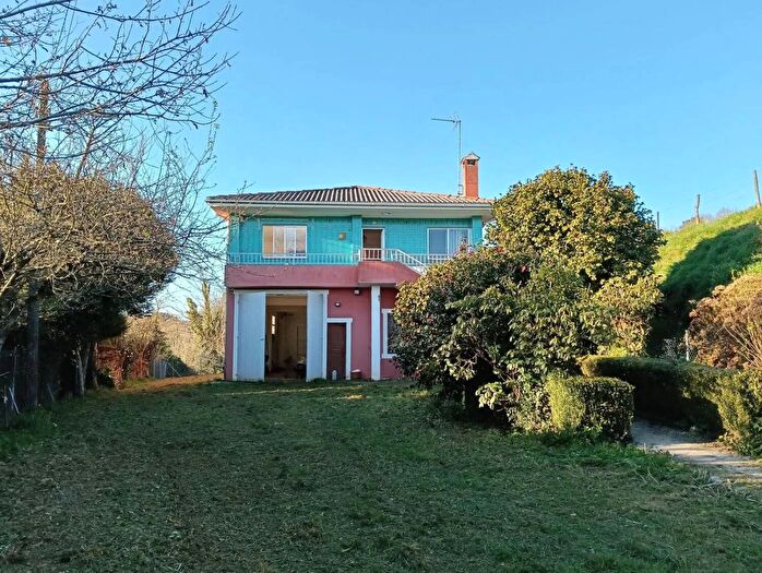 Casa en venta de 4 habitaciones en Galicia, A Coruña