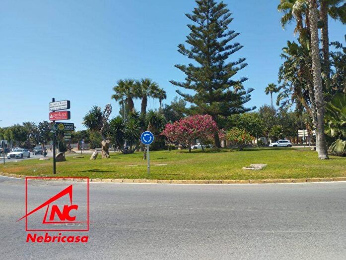 Casa en venta de 4 habitaciones: Andalucía, Cádiz