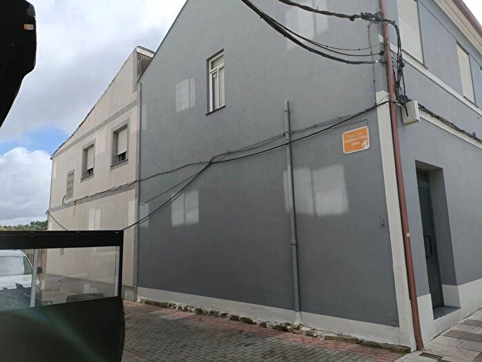 Casas en venta y pisos alquiler - 2