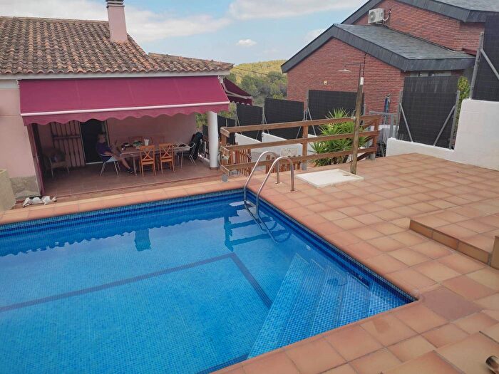 Casa en venta de 4 habitaciones en Cataluña, Tarragona