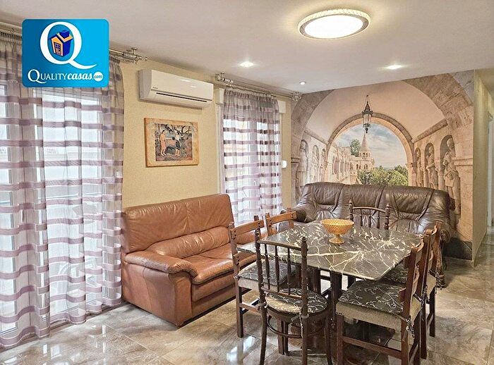 Piso de 3 habitaciones en venta en Comunitat Valenciana, Alicante