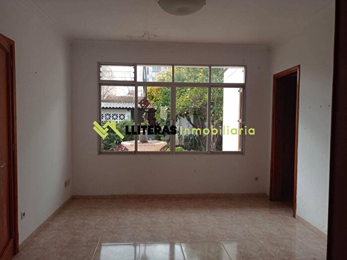 Casas en venta y pisos alquiler - 2