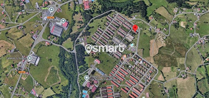 Casa en venta de 3 habitaciones: Llanera, Asturias