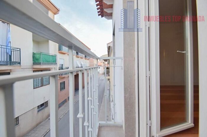Piso en venta de 3 habitaciones en Santa Fe, Granada