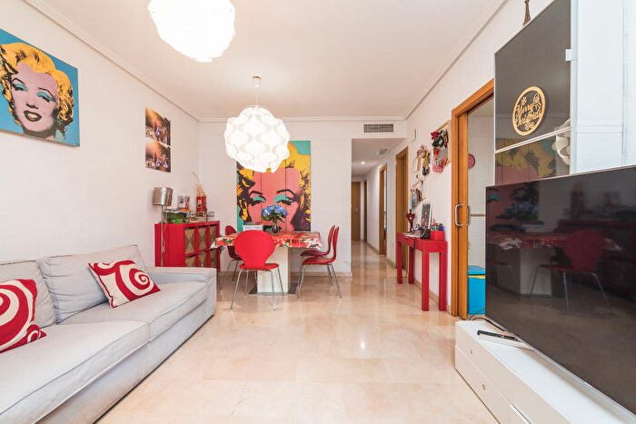 Piso de 2 habitaciones en venta en Centro, Mercado