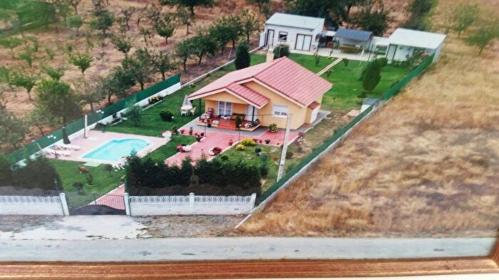 Casa de 2 habitaciones en venta en Castilla y León, León