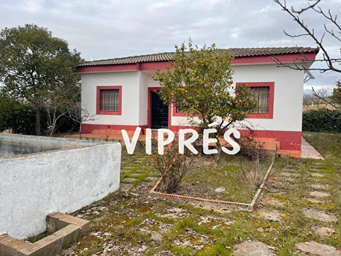 Casa en venta de 4 habitaciones en Extremadura, Badajoz