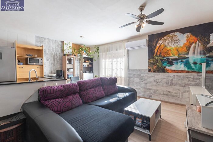 Cúllar Vega, Granada: Piso en venta de 2 habitaciones
